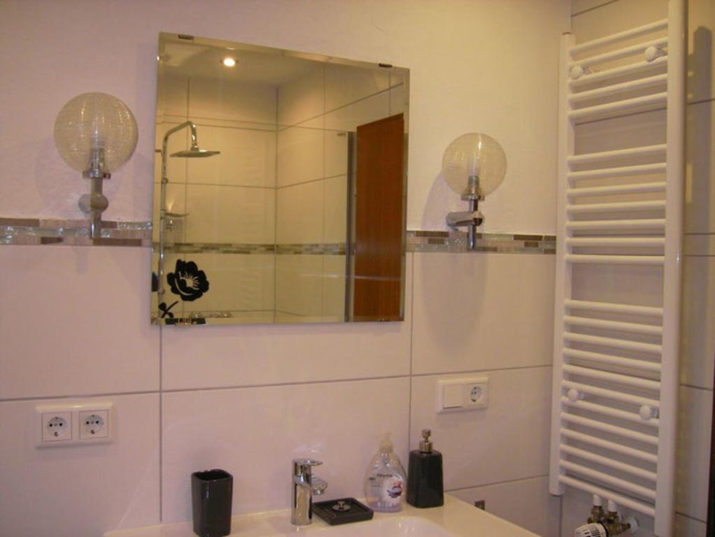דירות Momlingen Haus Ellbogen מראה חיצוני תמונה