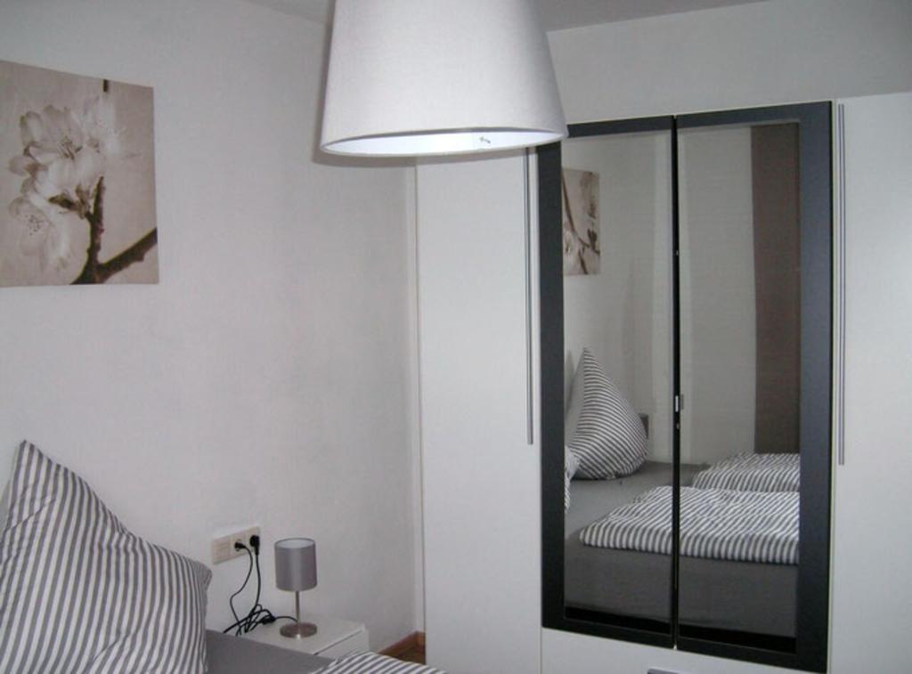 דירות Momlingen Haus Ellbogen מראה חיצוני תמונה